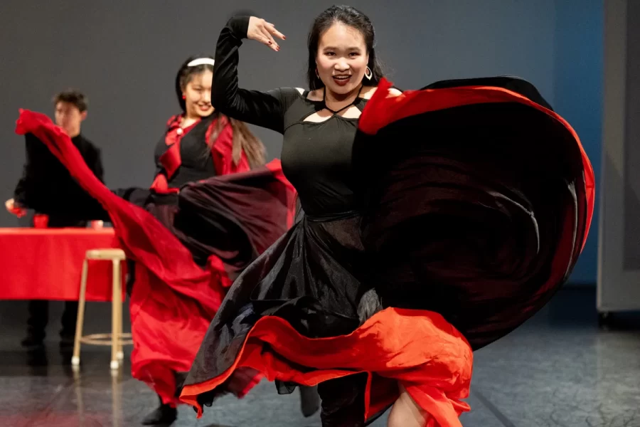 Student Performance Showcase
Marcy Plavin Studio, Merrill Gym
Dance, theater, spoken word; engaging shots of the performance and Garry enjoying the showcase.