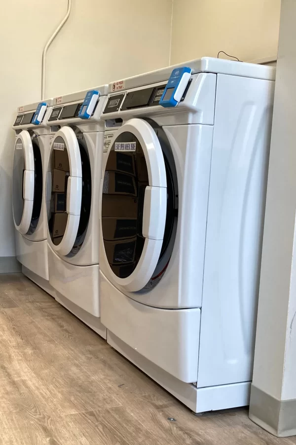 New washers for student use at 96 Campus Avenue. (Doug Hubley/Bates College)