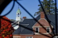 Fall foliage peaks on the Bates campus.